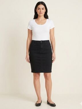 Nina Rossi Black Denim Mini/Knee Length Skirt Size Small (25in Waist)
